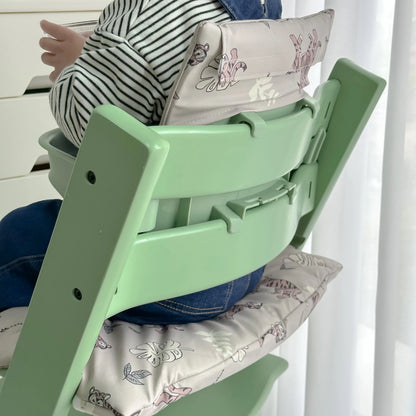 Coussin chaise haute dessins animés pour bébé