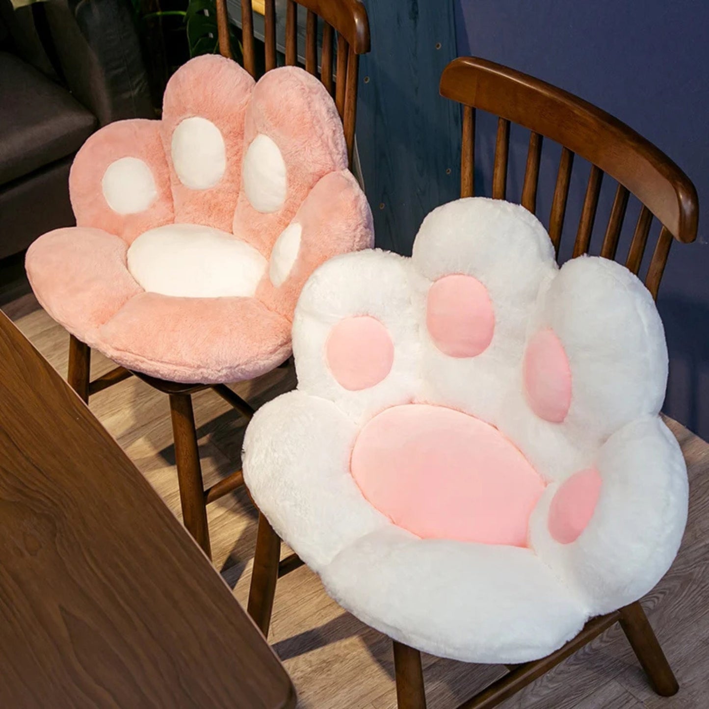 Coussin chaise patte d'ours en peluche